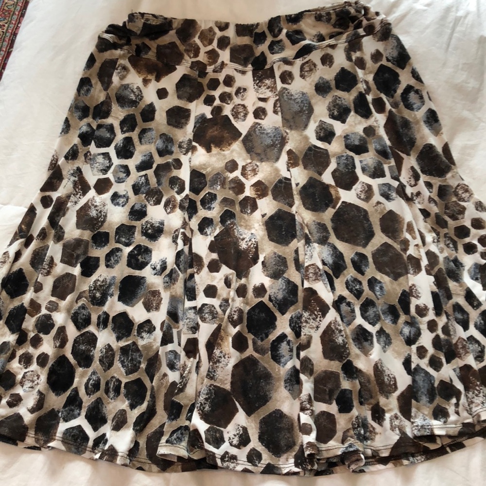 Chico’s stretch Jersey fluted shirt